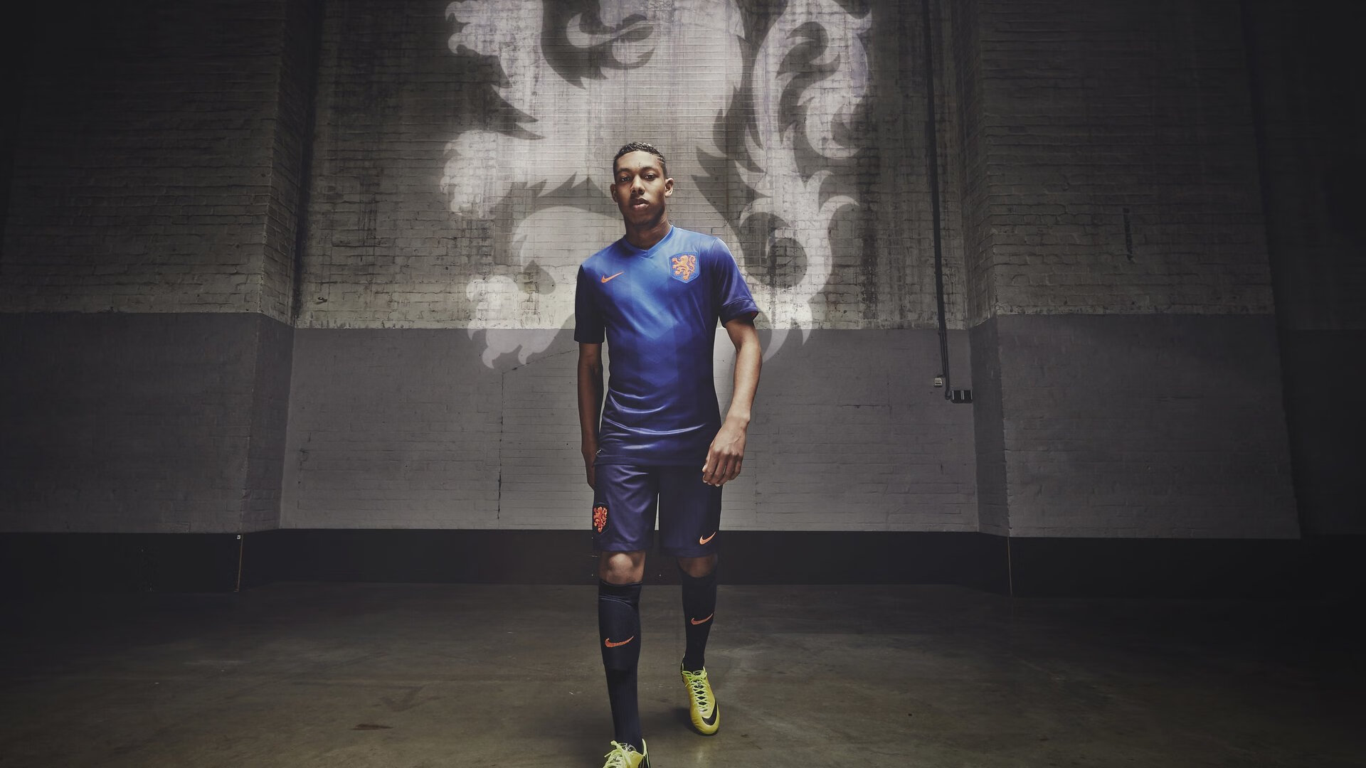 乐鱼电竞在线平台-“美洲狮队在橄榄球冠军锦标赛展现强大韧性”